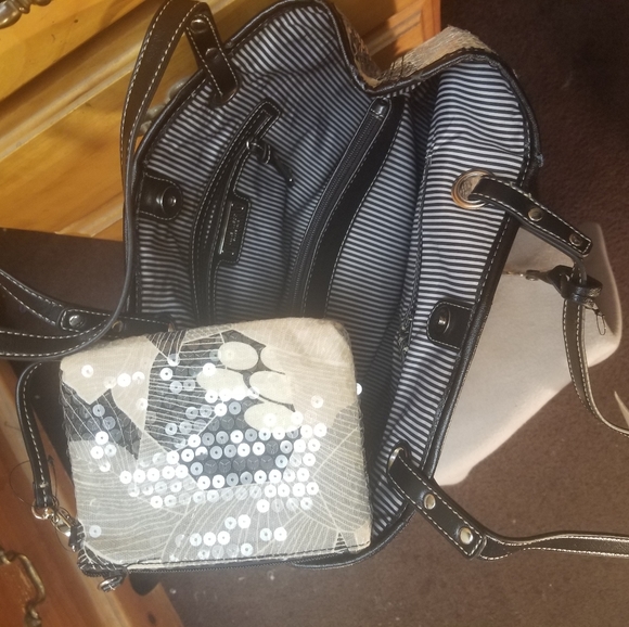 Brand New Nine West Bag From Macy's - Picture 4 of 4